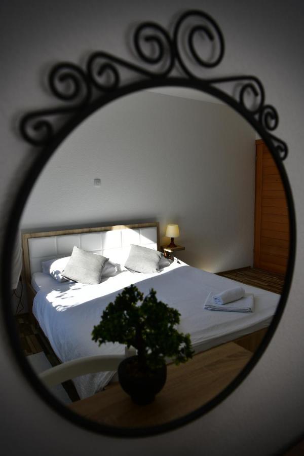 Holiday Home Ostrun Rakovica Kültér fotó