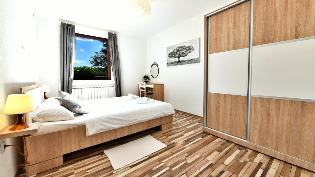 Holiday Home Ostrun Rakovica Kültér fotó