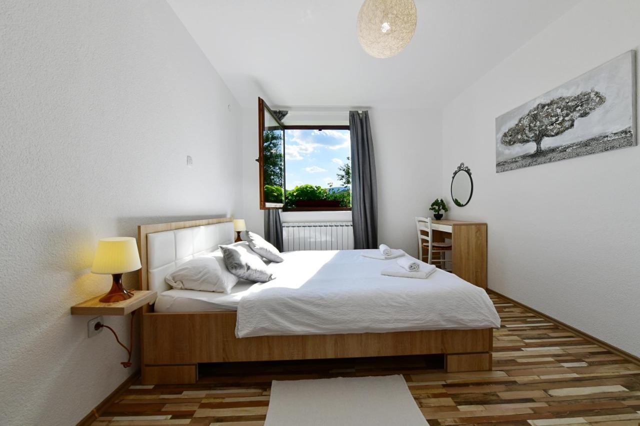 Holiday Home Ostrun Rakovica Kültér fotó